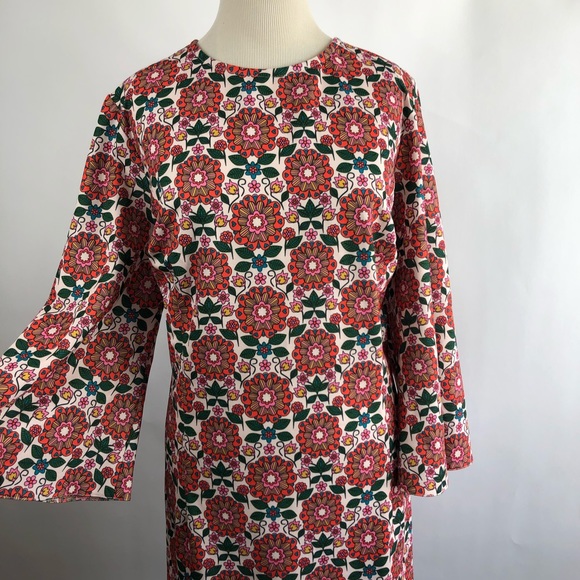 ASOS Curve Dresses & Skirts - ASOS CURVE• Retro Print Bell Sleeve Dress• Plus 18